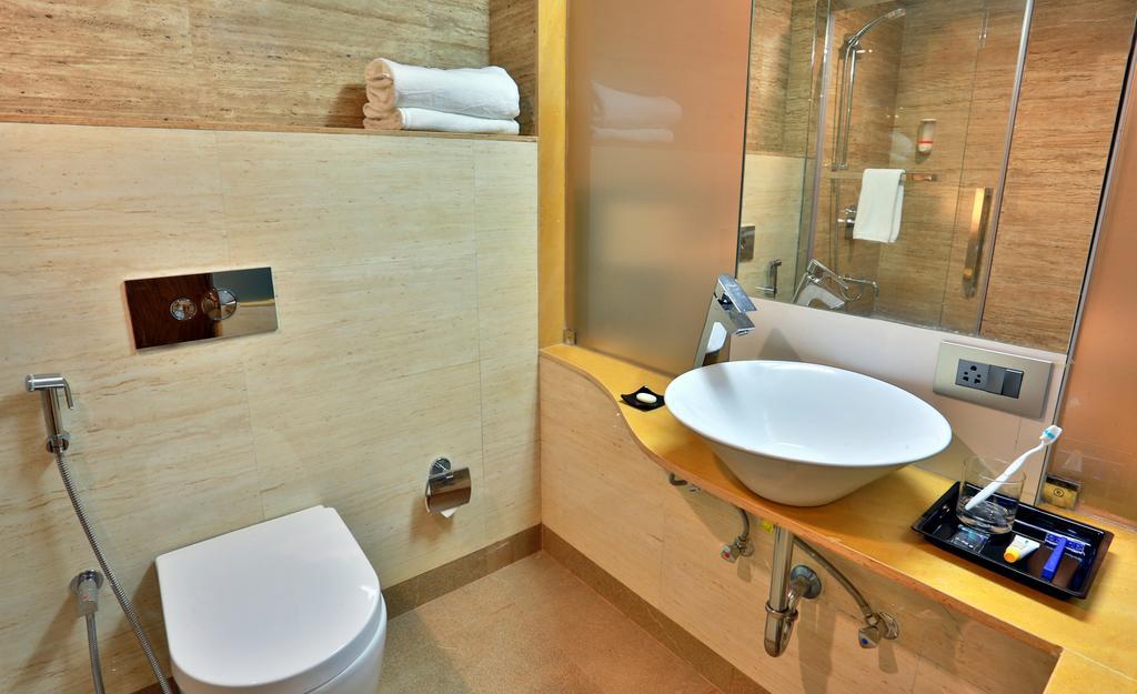 Hotel Grande Delmon à Panaji Extérieur photo